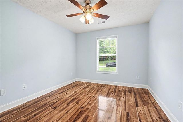 955 Pebble Bend Drive, Grayson, GA 30017