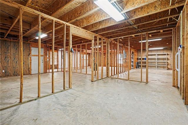 955 Pebble Bend Drive, Grayson, GA 30017