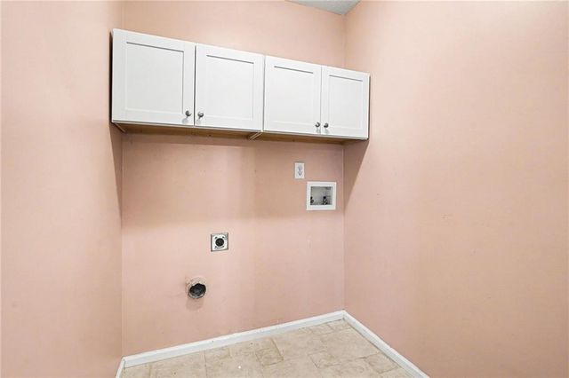 955 Pebble Bend Drive, Grayson, GA 30017