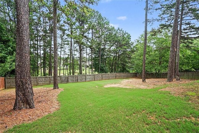 955 Pebble Bend Drive, Grayson, GA 30017