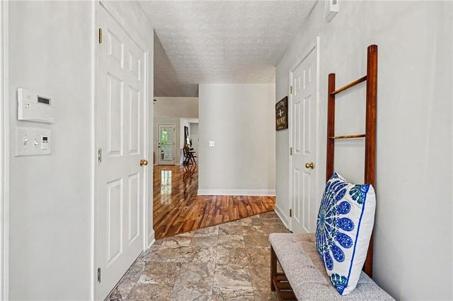 955 Pebble Bend Drive, Grayson, GA 30017