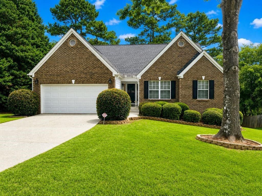 955 Pebble Bend Drive, Grayson, GA 30017