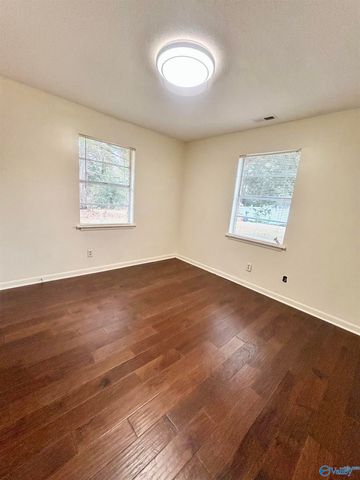 928 Bain Street, Hartselle, AL 35640
