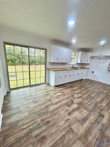 928 Bain Street, Hartselle, AL 35640