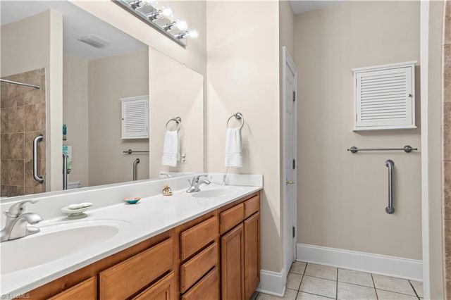6142 Stadium Ridge Court, Clemmons, NC 27012