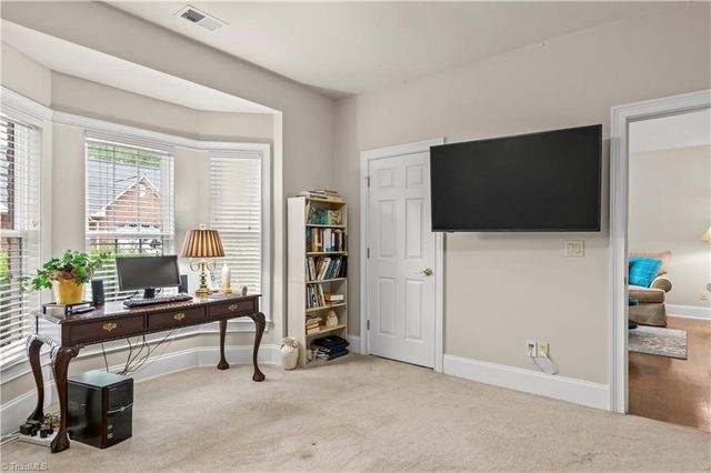 6142 Stadium Ridge Court, Clemmons, NC 27012