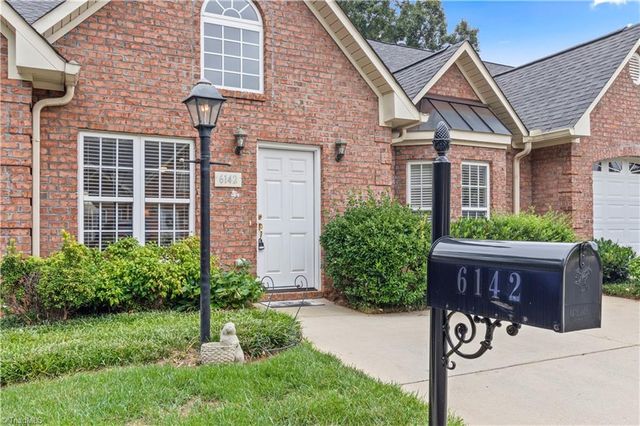 6142 Stadium Ridge Court, Clemmons, NC 27012