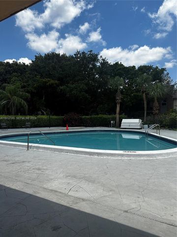 4324 NW 9th Avenue 73A, Deerfield Beach, FL 33064