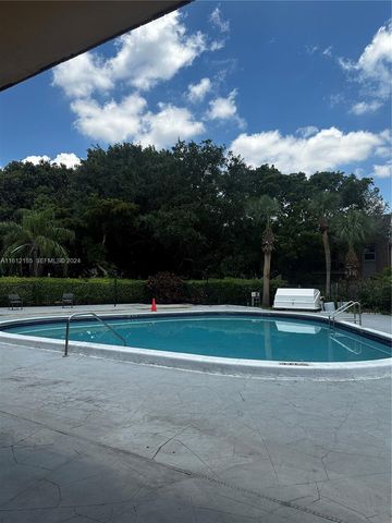4324 NW 9th Avenue 73A, Deerfield Beach, FL 33064