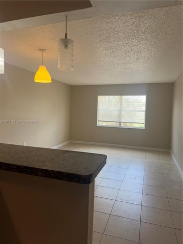 4324 NW 9th Avenue 73A, Deerfield Beach, FL 33064