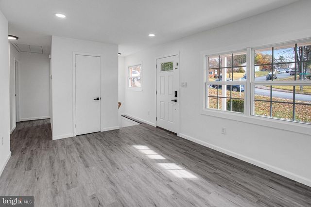 3412 BEAUMONT RD, Woodbridge, VA 22193