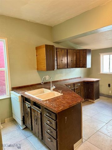 527 W Park Street, Butte, MT 59701