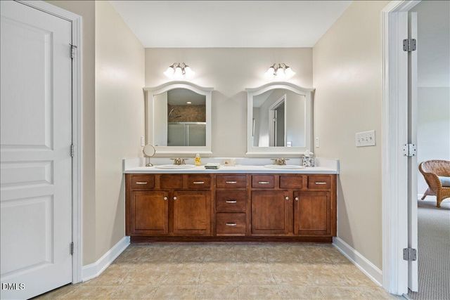 416 Magnolia Meadow Way, Holly Springs, NC 27540