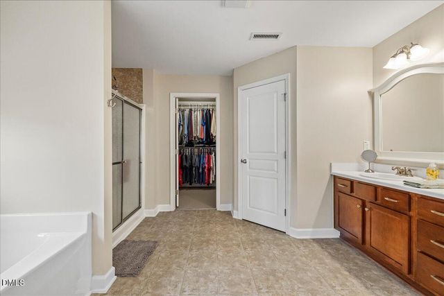 416 Magnolia Meadow Way, Holly Springs, NC 27540