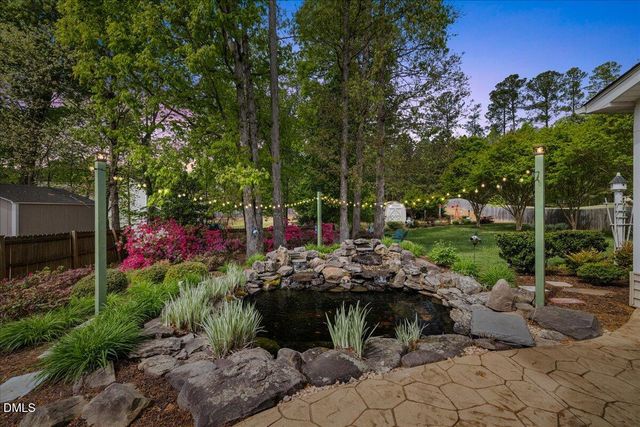 416 Magnolia Meadow Way, Holly Springs, NC 27540