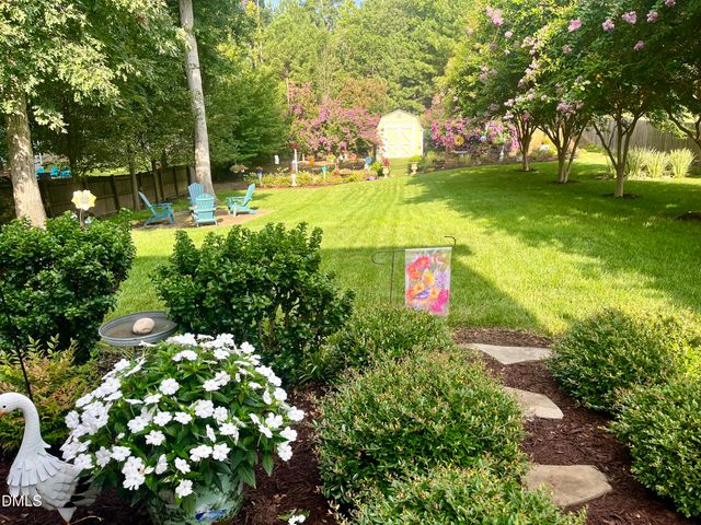 416 Magnolia Meadow Way, Holly Springs, NC 27540