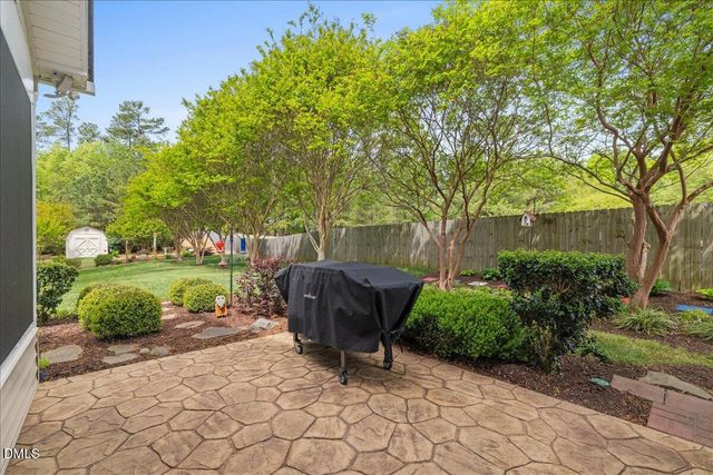 416 Magnolia Meadow Way, Holly Springs, NC 27540