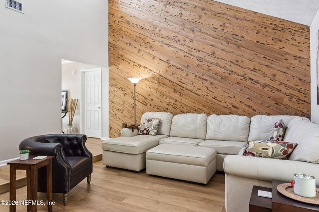 1417 SATSUMA Road, St. Johns, FL 32259