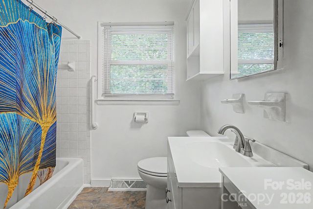 53 Merion Drive, Asheville, NC 28806