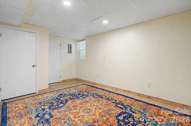 53 Merion Drive, Asheville, NC 28806