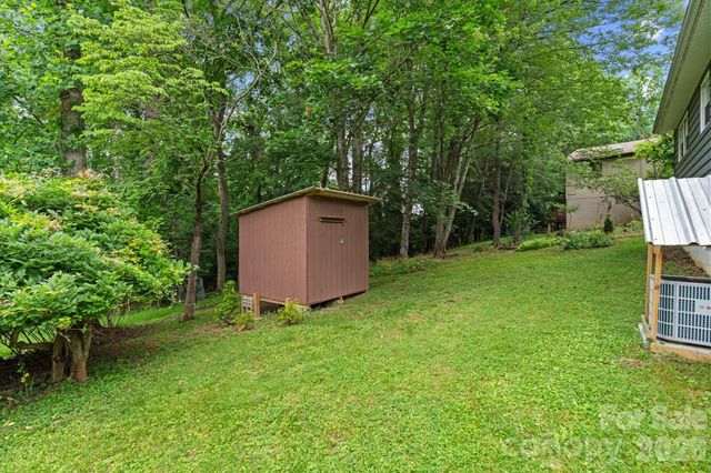 53 Merion Drive, Asheville, NC 28806