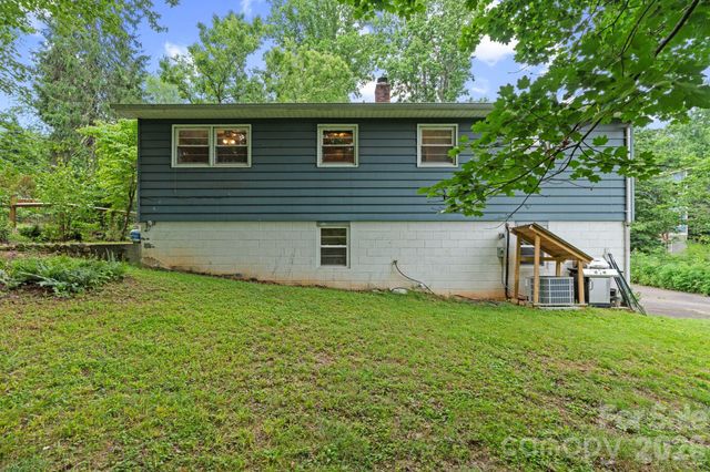 53 Merion Drive, Asheville, NC 28806