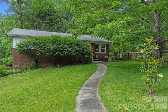 53 Merion Drive, Asheville, NC 28806
