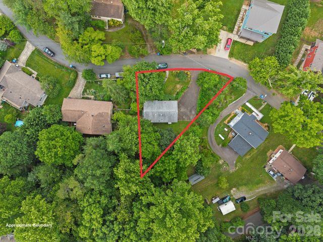 53 Merion Drive, Asheville, NC 28806