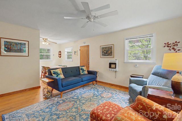 53 Merion Drive, Asheville, NC 28806