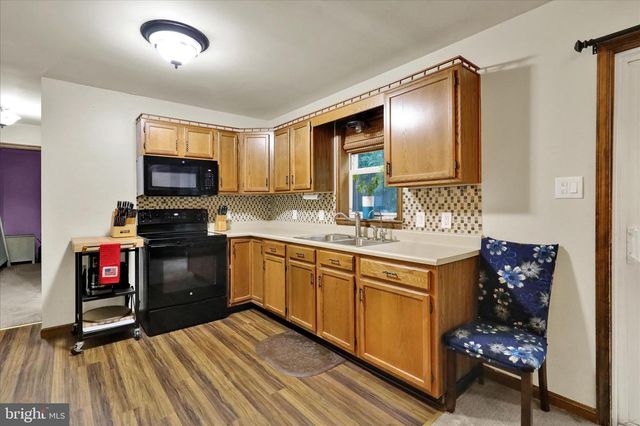 2492 BUFFALO CV, Auburn, PA 17922