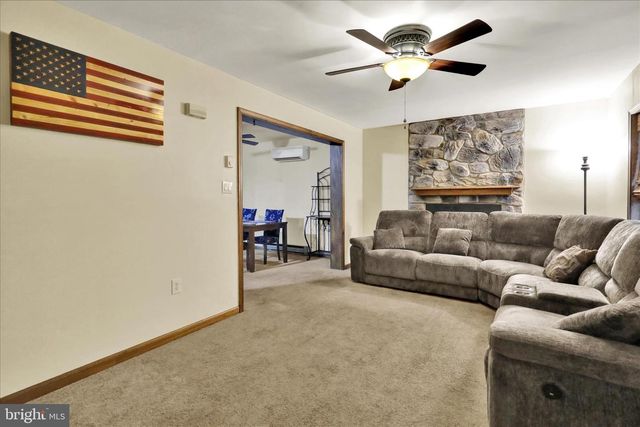 2492 BUFFALO CV, Auburn, PA 17922