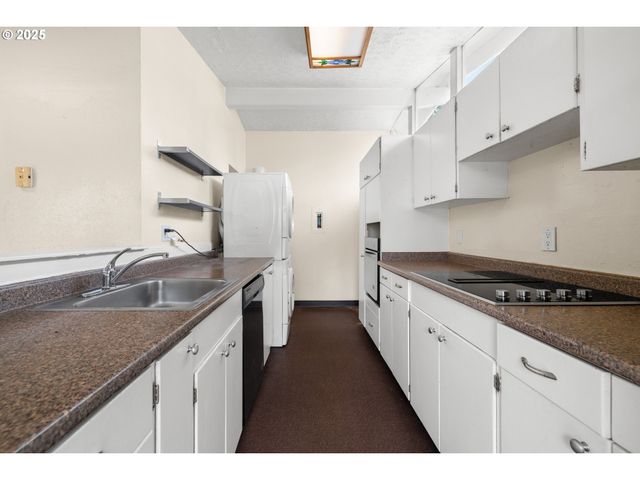 1855 Ne 126TH Pl, Portland, OR 97230