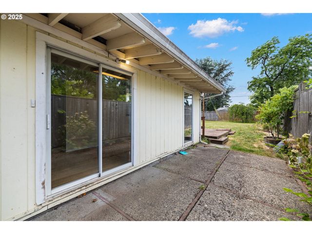 1855 Ne 126TH Pl, Portland, OR 97230