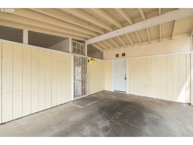 1855 Ne 126TH Pl, Portland, OR 97230