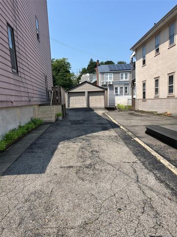 63 Crescent Place, Yonkers, NY 10704