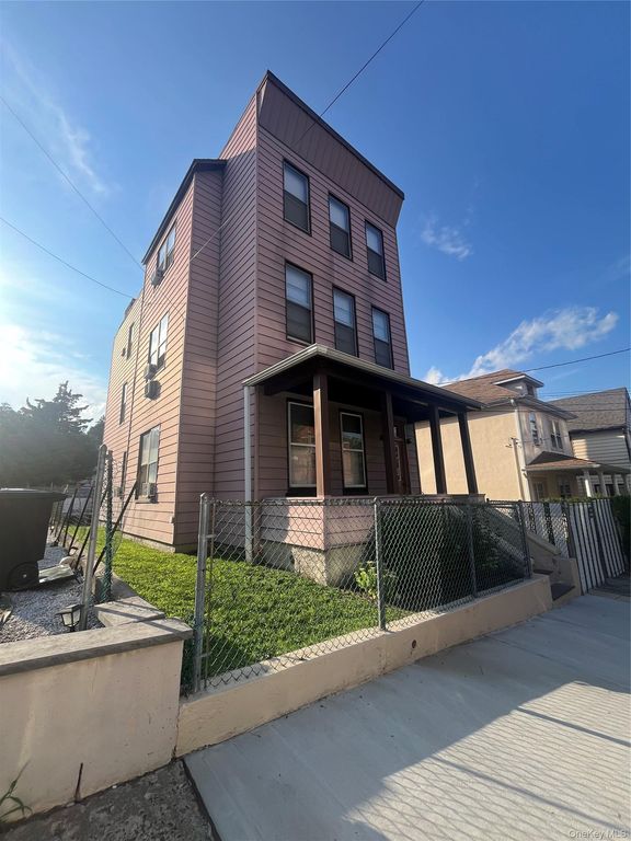 63 Crescent Place, Yonkers, NY 10704 — exterior