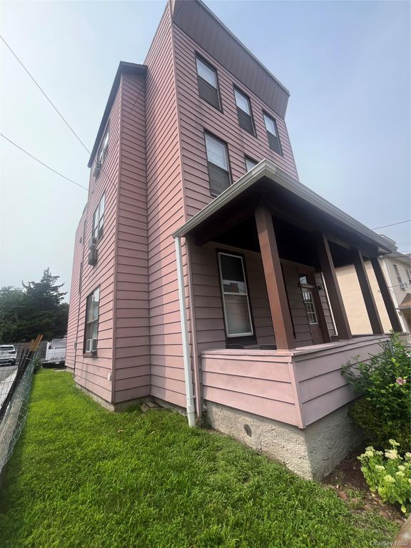 63 Crescent Place, Yonkers, NY 10704 — photo 4