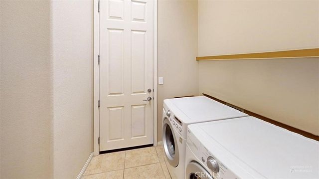 10301 Darby Road, Apple Valley, CA 92308