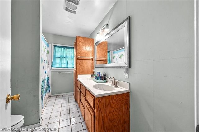 7 Bon Air Street, Van Buren, AR 72956