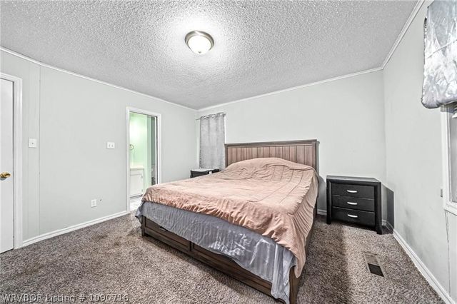 7 Bon Air Street, Van Buren, AR 72956