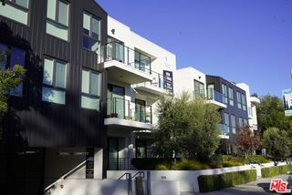 11445 RIVERSIDE Drive 101, North Hollywood (los Angeles), CA 91602