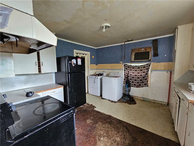 742 W 1st St., Alice, TX 78332