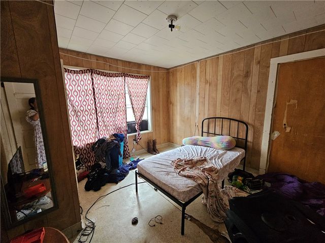 742 W 1st St., Alice, TX 78332
