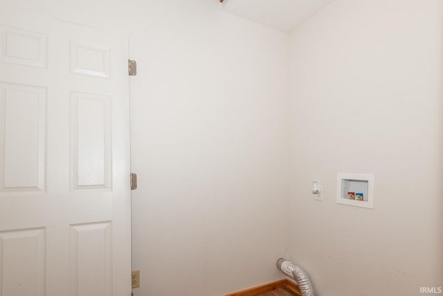 3850 S Snoddy Road, Bloomington, IN 47401