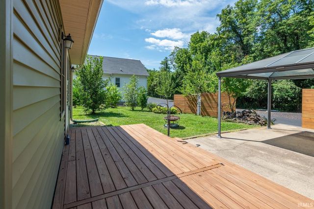 3850 S Snoddy Road, Bloomington, IN 47401