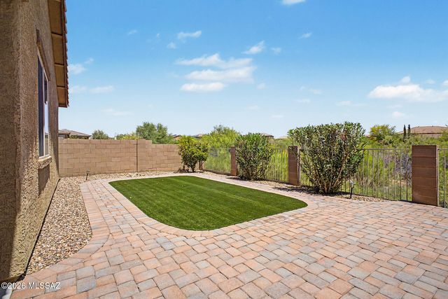 12818 N Dutch Drive, Oro Valley, AZ 85755