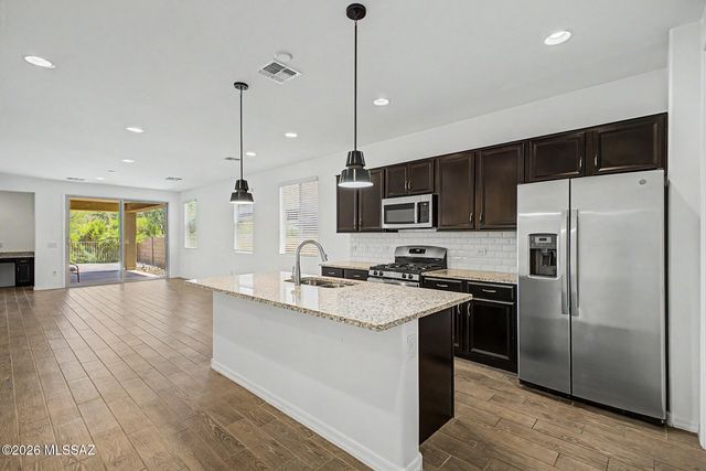12818 N Dutch Drive, Oro Valley, AZ 85755