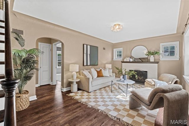 3171 Leola Avenue, St Louis, MO 63139