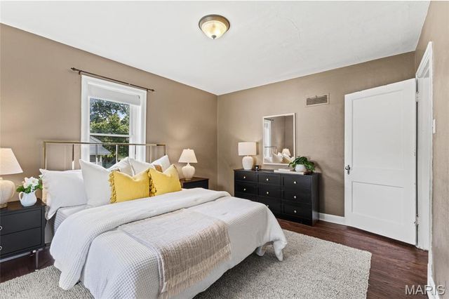 3171 Leola Avenue, St Louis, MO 63139