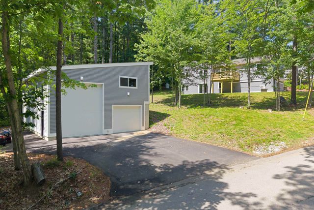 480 Woodlawn Ridge Road, Pembroke, NH 03275